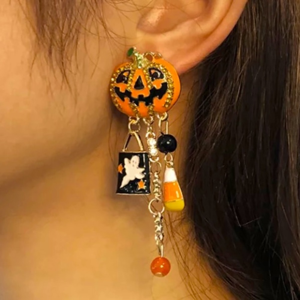 Halloween earring - Picture 2 of 2